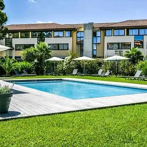 4* Hotel Littéraire Jules Verne